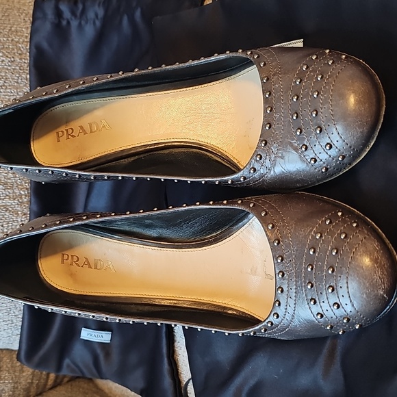 Prada Leather Studded Accents Pump size 39 - Picture 3 of 6